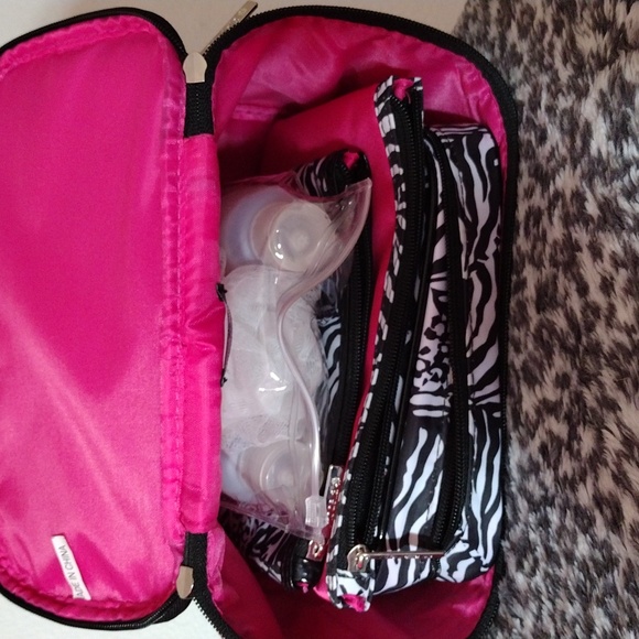 Huge Modella Travel Set! - Picture 10 of 10